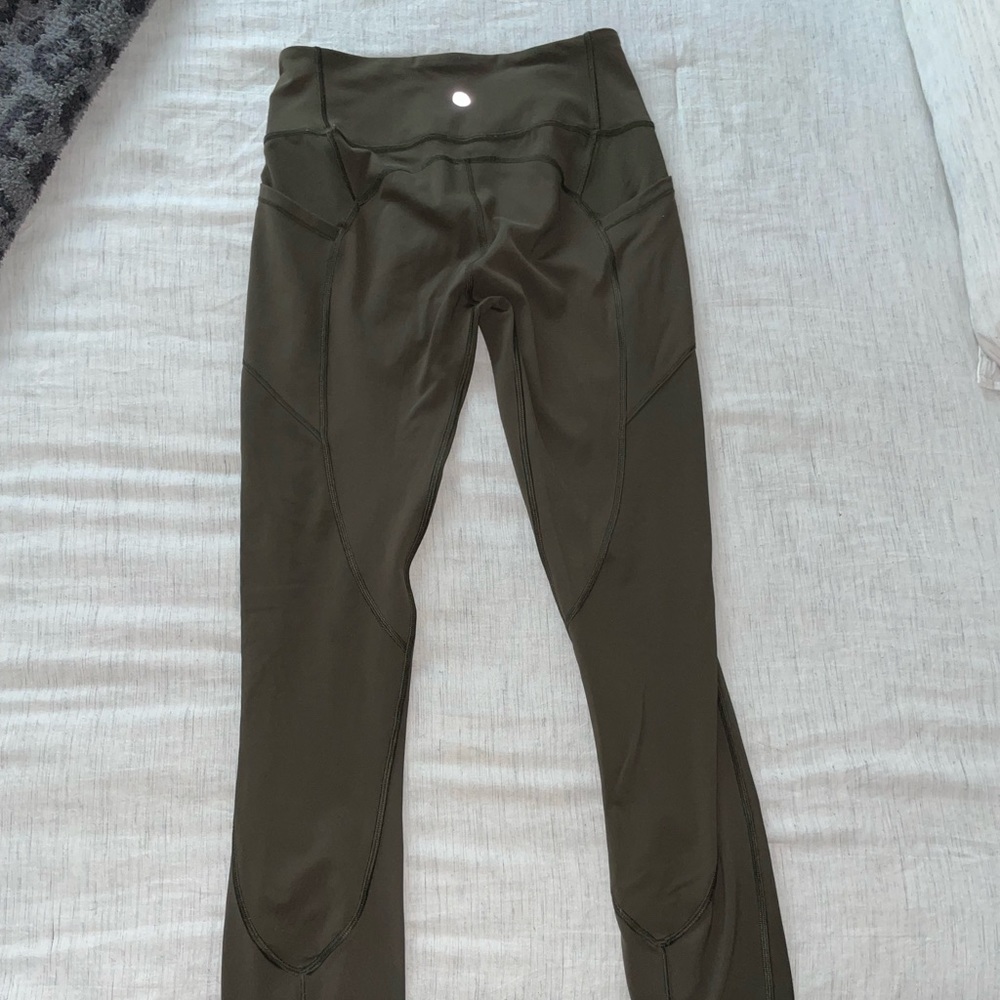 Lululemon Invigorate leggings